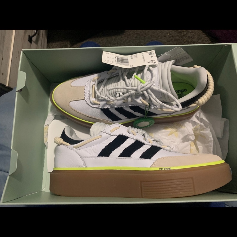 Ivy park super sleek 72